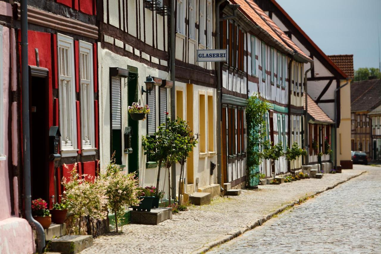 Landhotel Zum Pottkuchen Kalbe  Eksteriør bilde